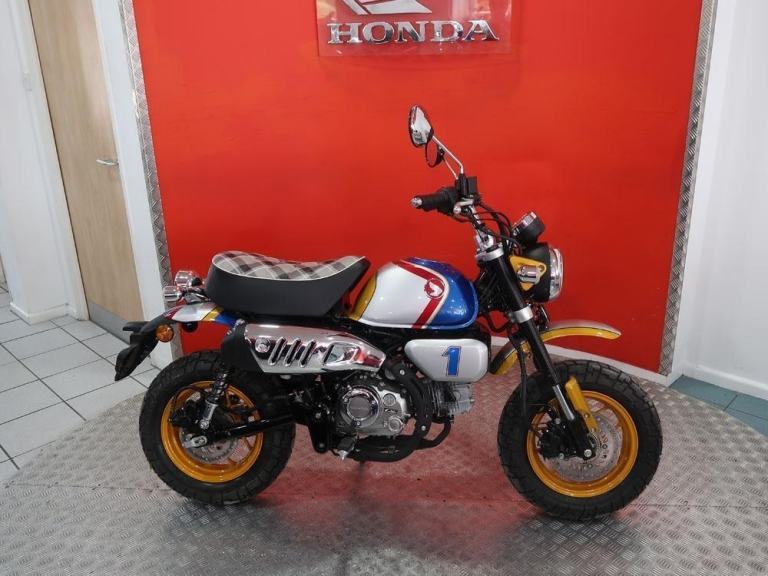 Brand new Honda Z125MA-S Monkey 125 Glemseck 101 Edition
