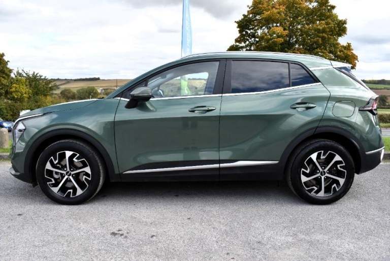 2024 Kia Sportage 1.6 H T Gdi 3 Suv 5dr Petrol Hybrid Auto Euro 6 (s/s) (207 Bhp) ESTATE Petrol/E...