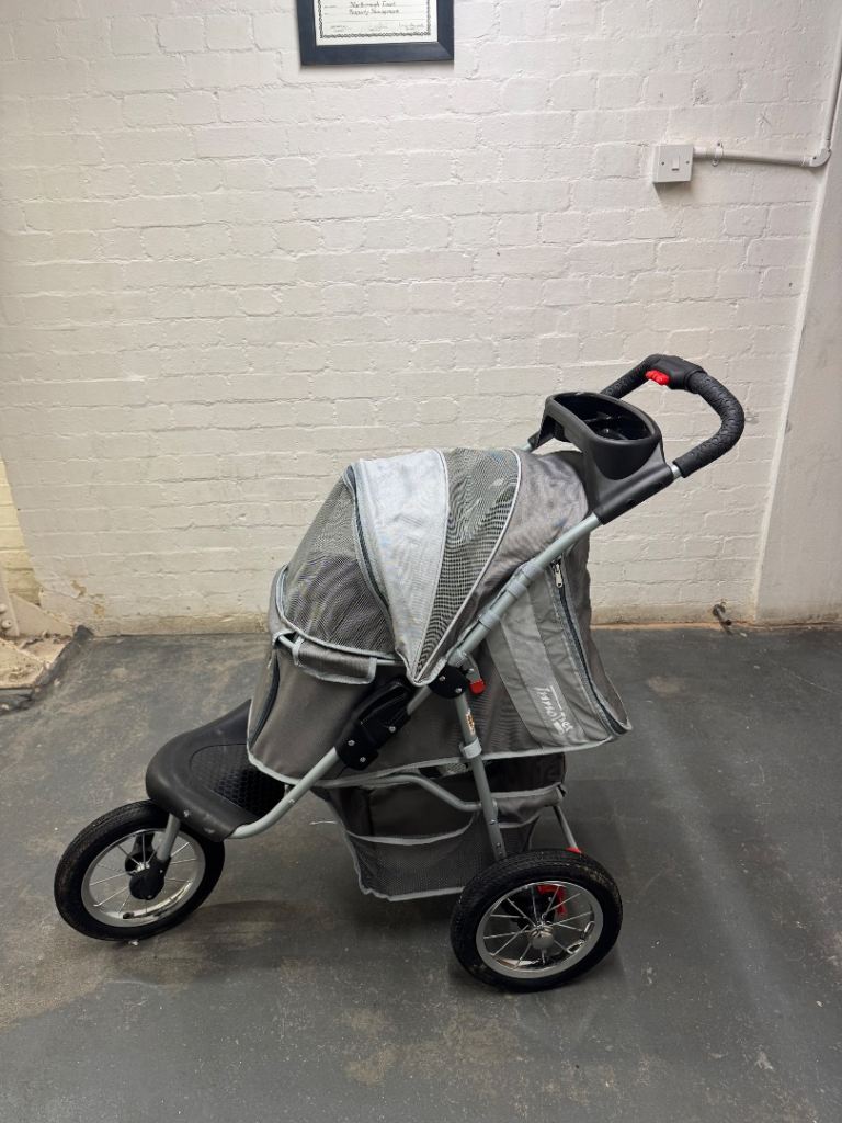 URGENT SALE – InnoPet Sporty Dog Trailer Deluxe / Pet Stroller – £95 ONO