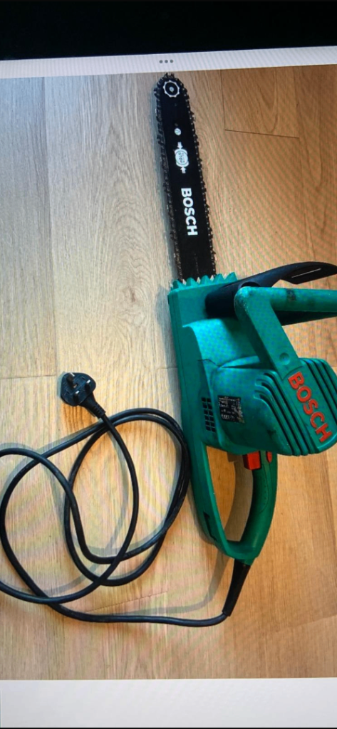 Bosch electric chainsaw