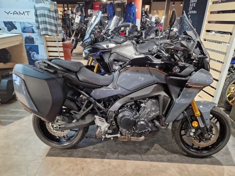 YAMAHA TRACET 9 GT+ IN GREY