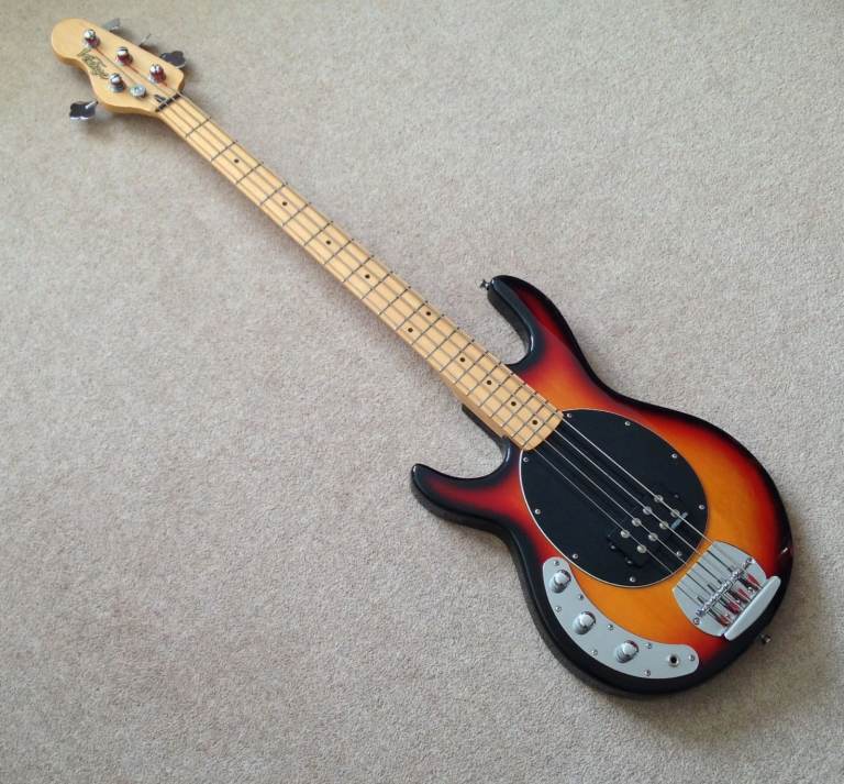 LEFT HANDED * Vintage original V96 Bass Guitar *PRICE DROP £160 THIS WEEKEND ONLY