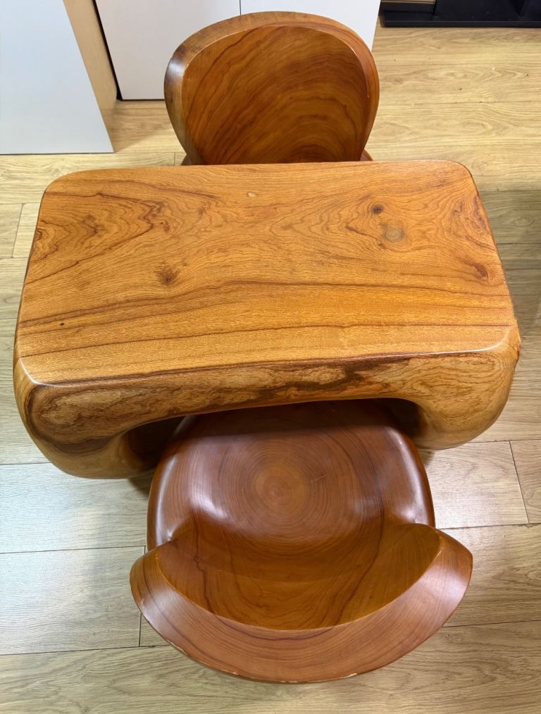 Camphor Wood Solid Wood Coffee Table and 2 chairs set