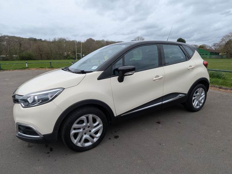 Renault Captur low mileage 