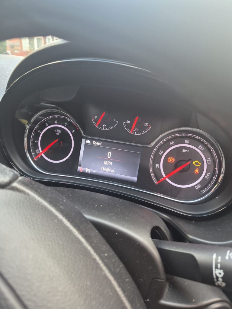 Vauxhall, INSIGNIA, Hatchback, 2014, Manual, 1956 (cc), 5 doors