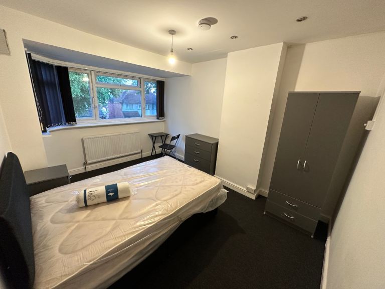 Rooms available supported living biringham