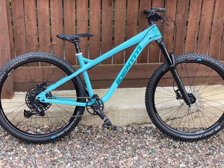 Identiti AKA Bike