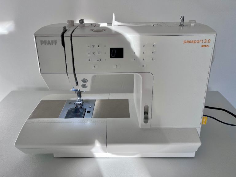 Pfaff Passport 3.0 Sewing Machine