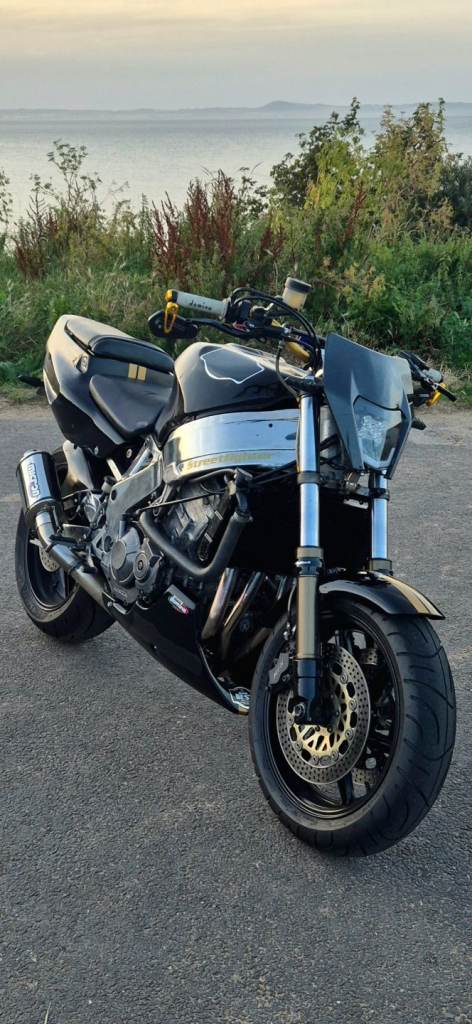 Honda cbr900 streetfighter 