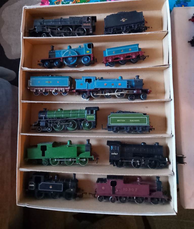 Metal hand built ok gauge locos and tender and hornby