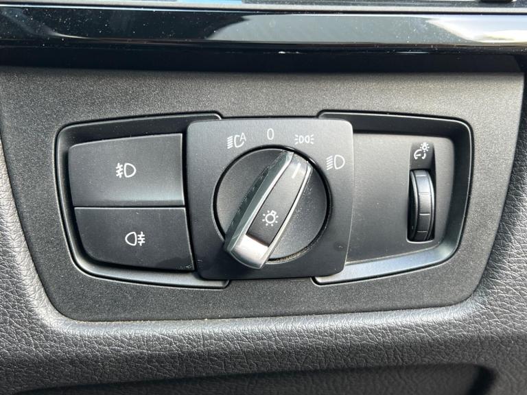 2016 BMW 4 Series 2.0 420i M Sport Auto xDrive Euro 6 (s/s) 2dr COUPE Petrol Automatic