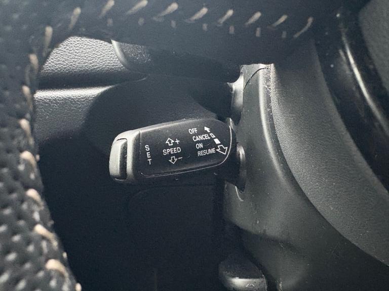 2016 Audi Q3 2.0 TDI QUATTRO S LINE PLUS 5DR S TRONIC AUTO *£5,070 FACTORY EXTRAS !! ESTATE Diese...