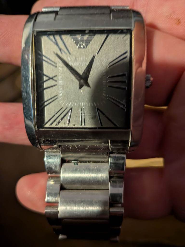 Gorogi Armani mens watch