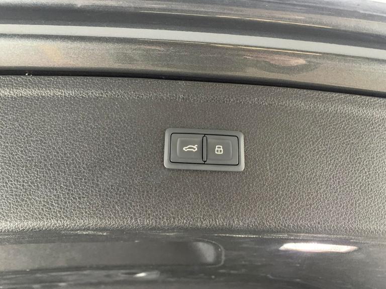 2020 Audi Q5 55 TFSI e Quattro S Line Competition 5dr S Tronic ESTATE PETROL/ELECTRIC Automatic