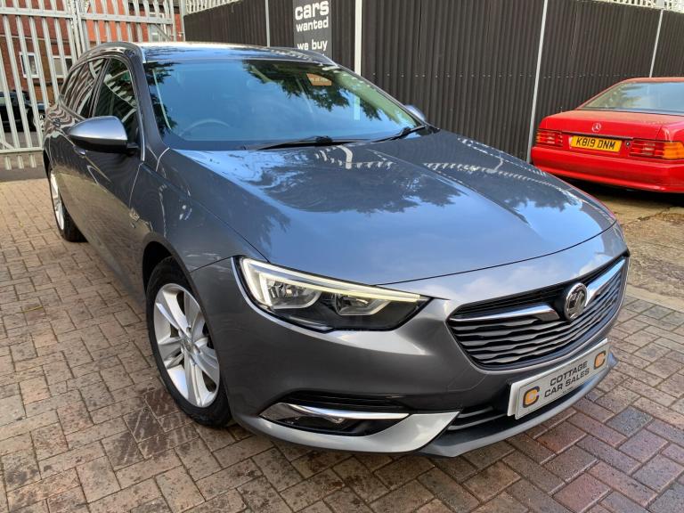 2018 Vauxhall Insignia 1.6 Turbo D ecoTEC BlueInjection SRi Nav Sports Tourer