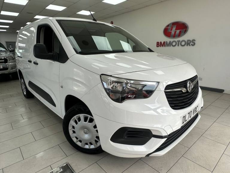 2020 Vauxhall Combo 2300 1.5 Turbo D 100ps H1 Sportive Van PANEL VAN DIESEL Manual