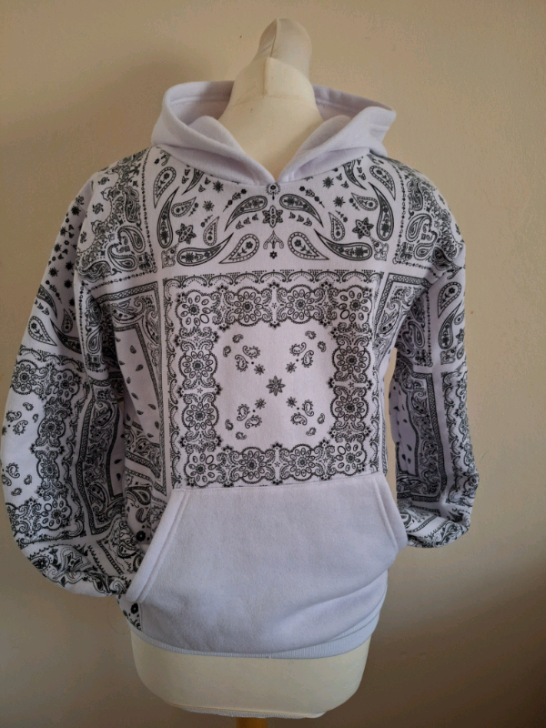White paisley hoodie/sweatshirt / Age 16