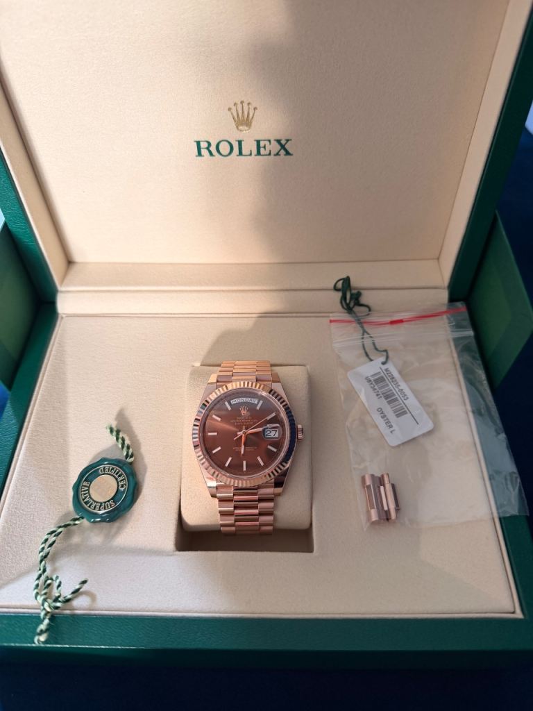 Mint Condition Rolex Day-Date 40 Oyster, 40 mm, Everose gold Reference 228235