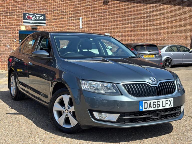 2016 Skoda Octavia 2.0 TDI SE L Euro 6 (s/s) 5dr HATCHBACK Diesel Manual