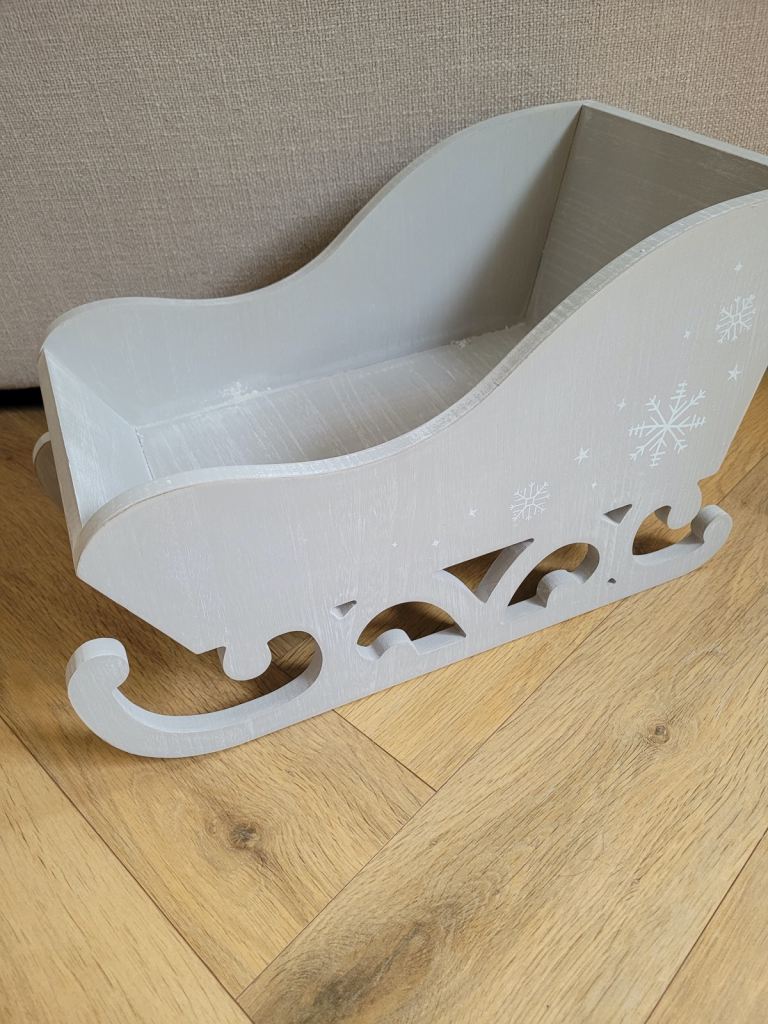 Grey Wooden Snowflake Sleigh