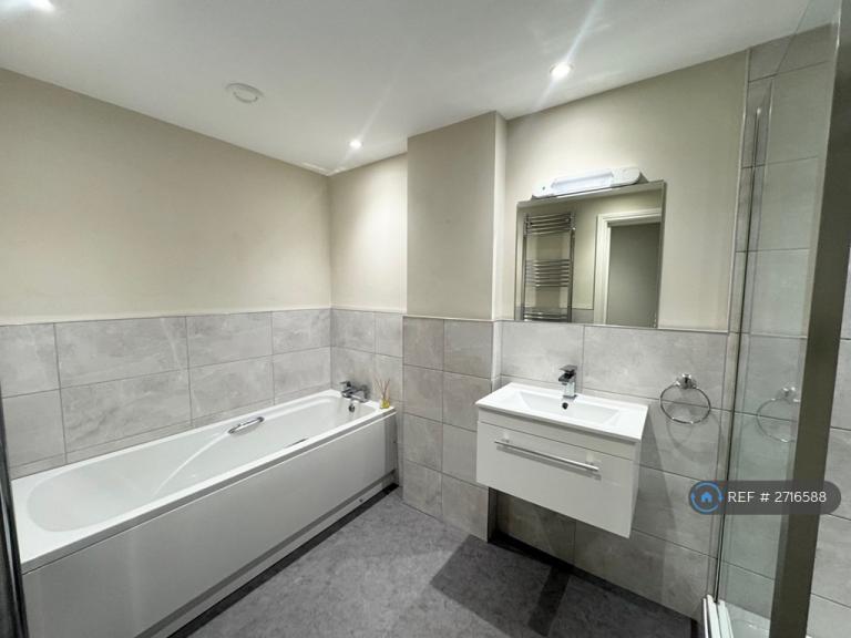 1 bedroom flat in London Street, Southport, PR9 (1 bed) (#2716588)