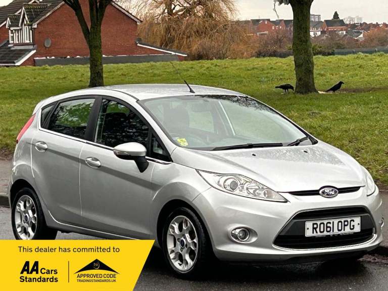 2011 Ford Fiesta 1.4 Zetec 5dr Auto HATCHBACK PETROL Automatic