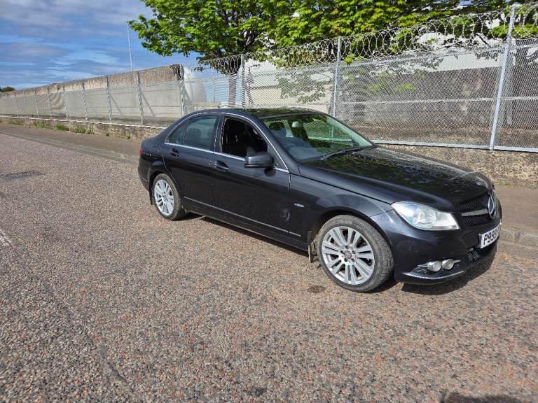 Mercedes-Benz C220 CDI BlueEfficiency Elegance 2011