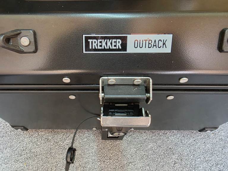 Givi Top Case Monokey Trekker Outback Aluminum Black 58 GIVI OBK58B
