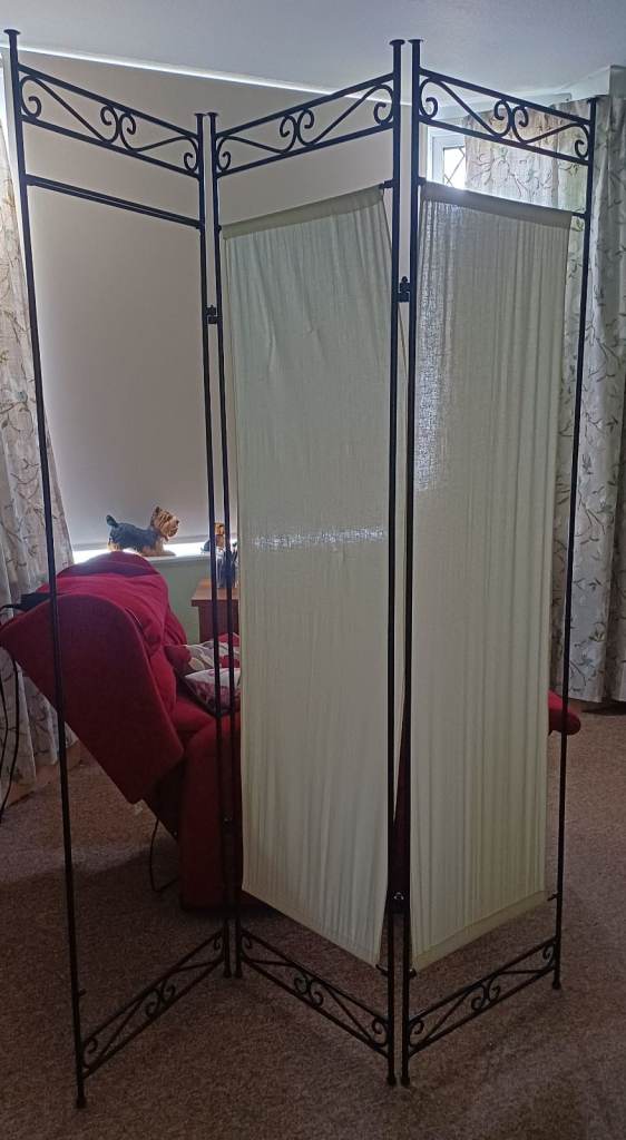 Decorative Metal Room Divider Screen with Cream Fabric Panels