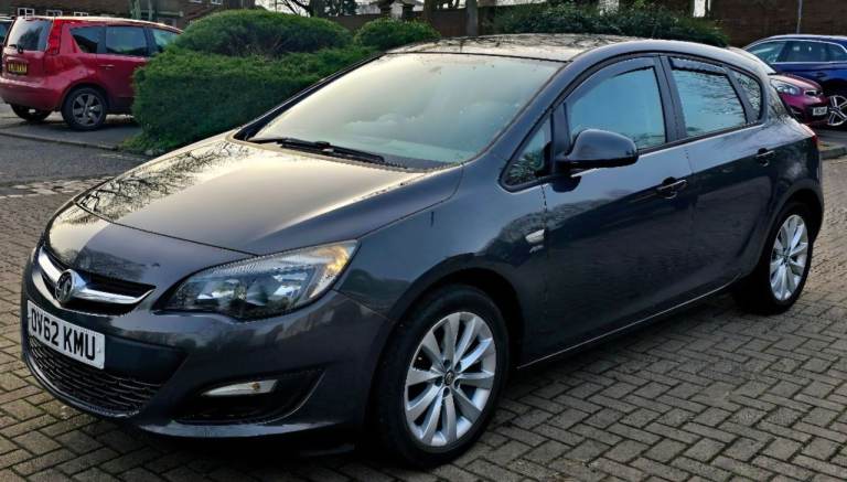 Vauxhall, ASTRA, Hatchback, 2012, 1.6 Petrol, low mileage, ULEZ and CAZ free