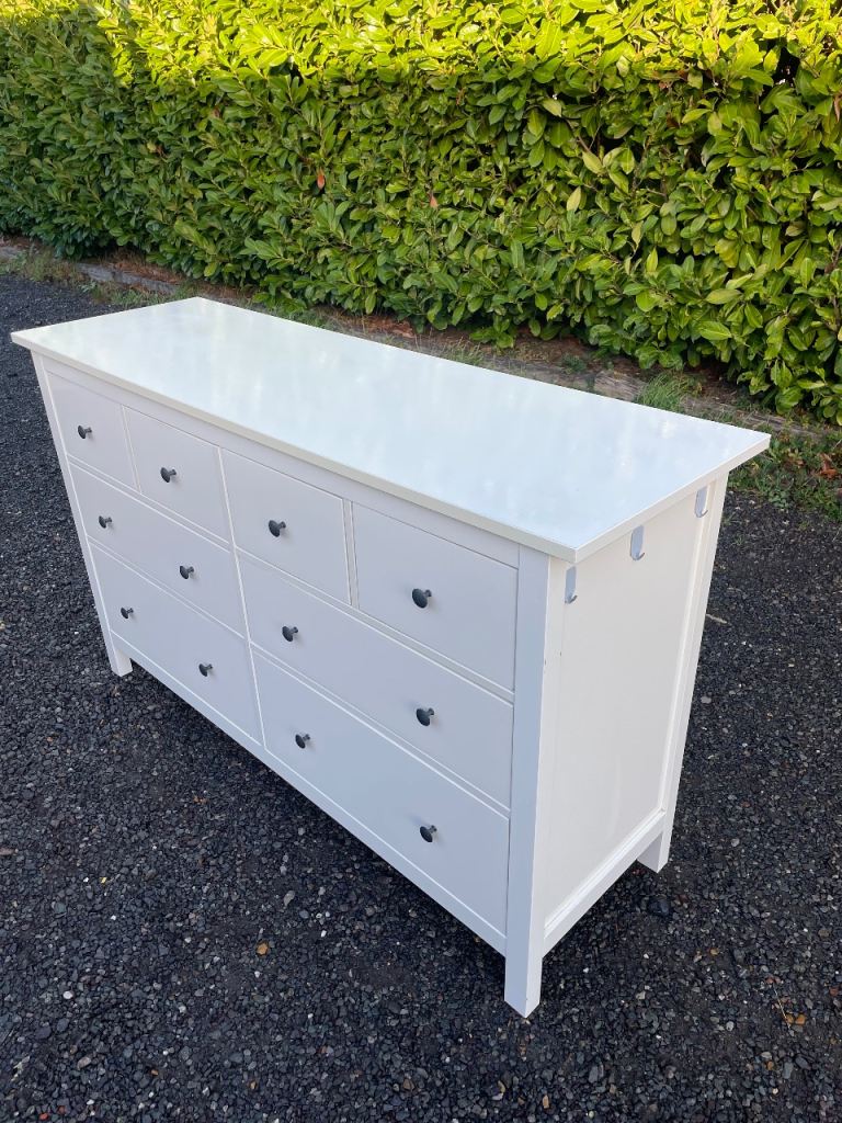 FREE DELIVERY 🥰🚚🥰 IKEA WHITE HEMNES CHEST OF 8 DRAWERS GOOD CONDITION 