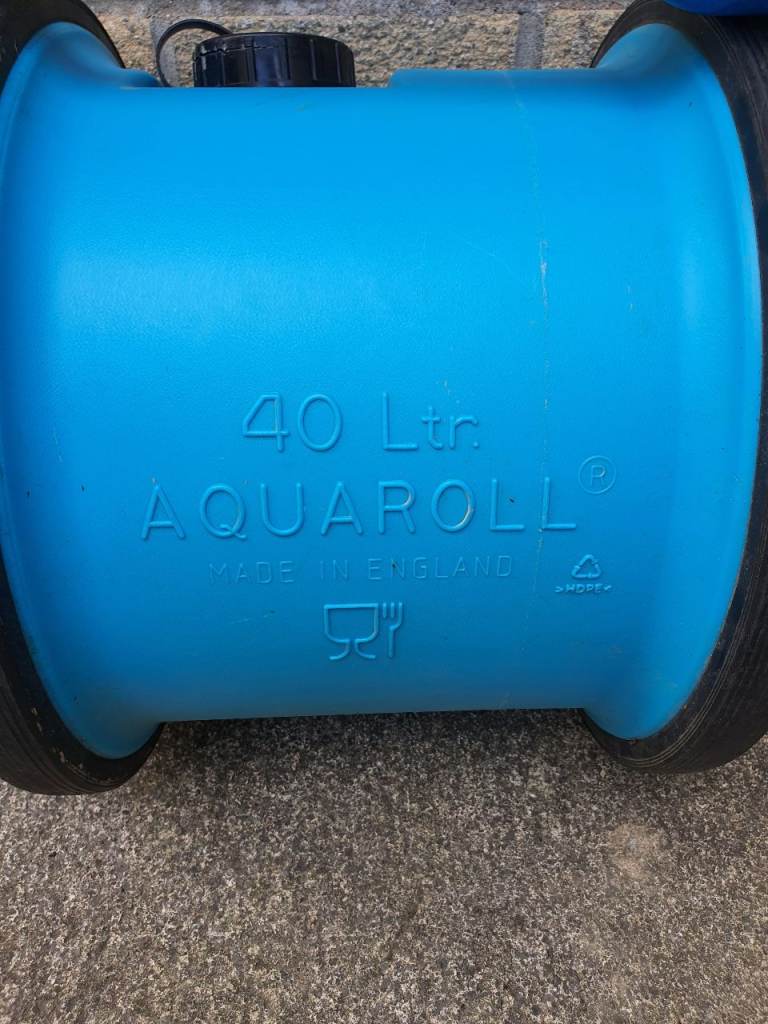 AquaRoll with 12V Pump