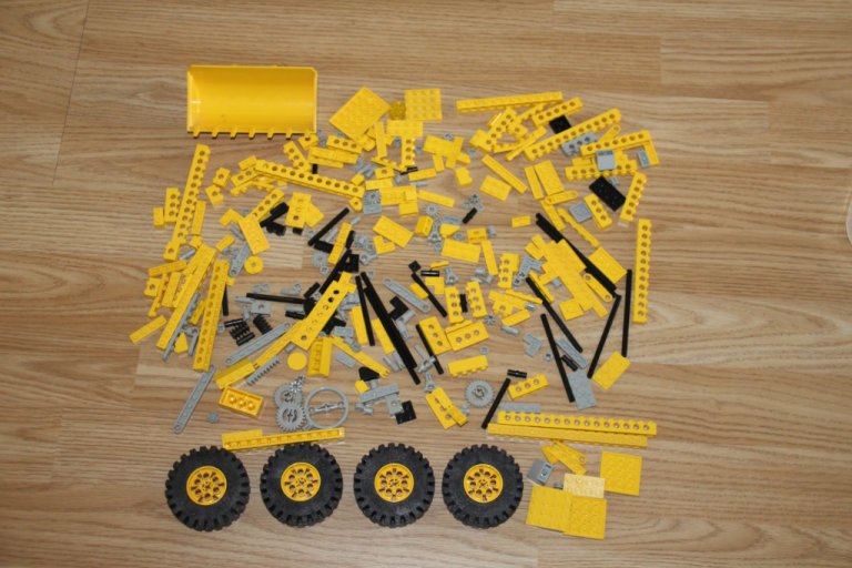 Vintage Lego Technic 8853 Excavator