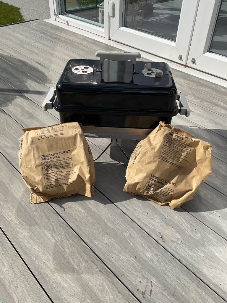 WEBER GO ANYWHERE CHARCOAL BBQ