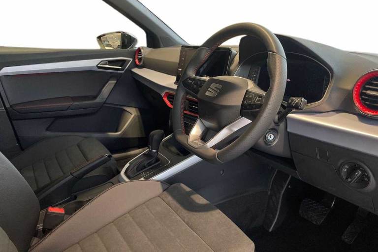 2025 SEAT Arona 1.0 TSI 115 FR Sport 5dr DSG SUV Petrol Automatic