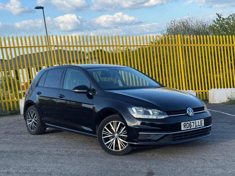 2017 Volkswagen Golf 1.6 TDI BlueMotion Tech SE Nav Euro 6 (s/s) 5dr HATCHBACK Diesel Manual