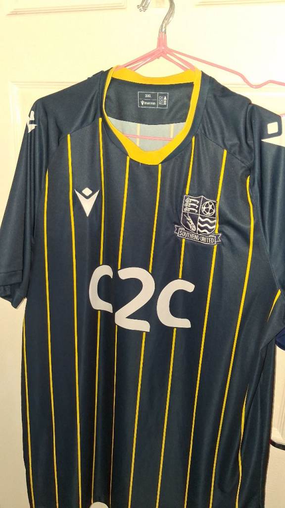 Southend United Football Shirt - Macron 3XL home Jersey