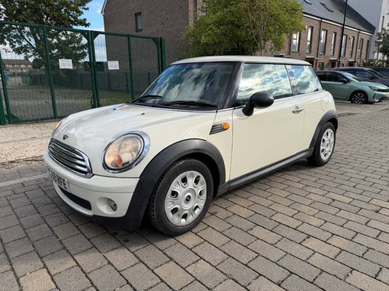 2009 MINI Hatch 1.4 One 3dr Auto HATCHBACK Petrol Automatic
