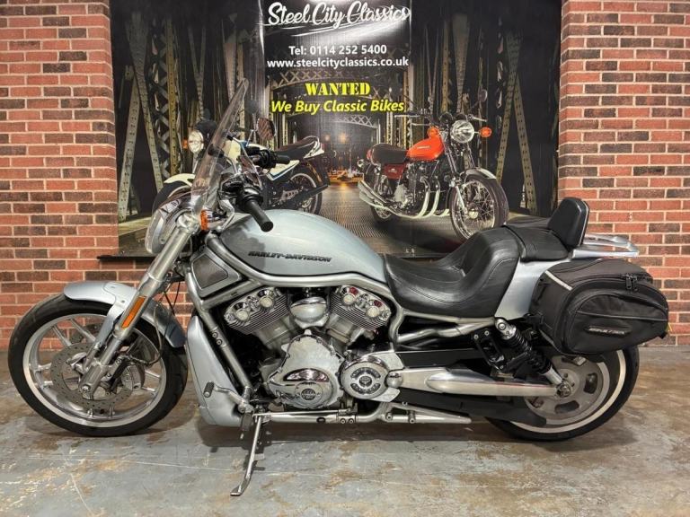 Harley-Davidson VRSCDX V-Rod 10th Anniversary Edition - For sale in Chesterfield