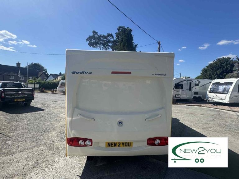 2007 Avondale Godiva 630-6 Twin Axle 6 berth Caravan - STOCK E149