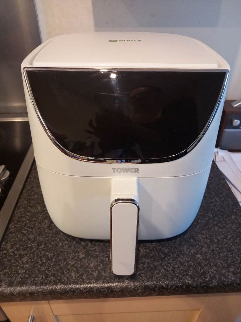 Tower Vortx Air Fryer - White, Good Condition