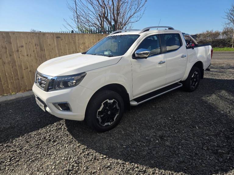 Nissan navara 4x4 pickup