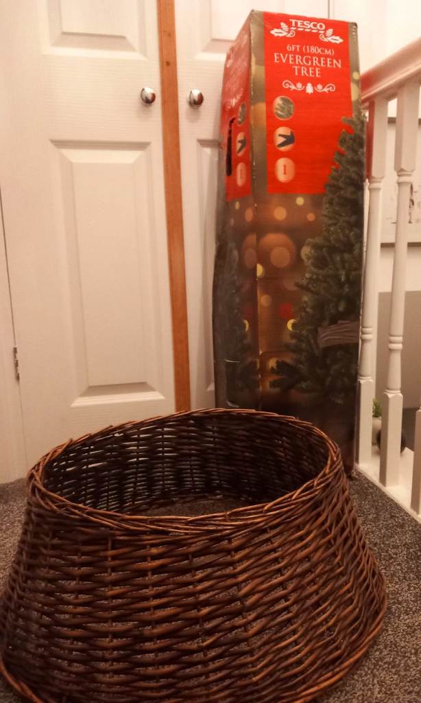 *REDUCED £20* Christmas Tree And Wicker Skirt 