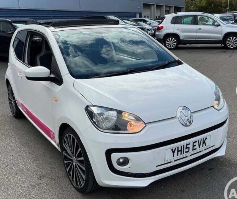 2015 Volkswagen up! 1.0 High up Hatchback Petrol Manual