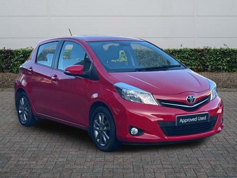 2014 Toyota Yaris 1.33 VVT-i Icon+ 5dr HATCHBACK PETROL Manual