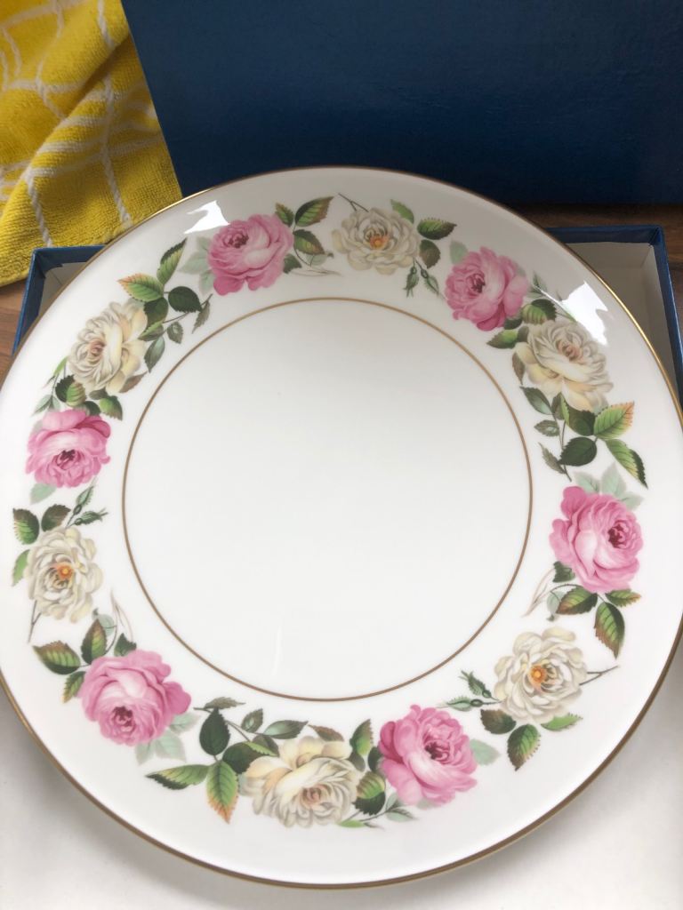 Royal Worcester Royal Garden Cake Stand