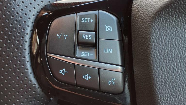 2025 Ford Puma 1.0 EcoBoost Hybrid mHEV ST-Line 5dr Hatchback Petrol Manual