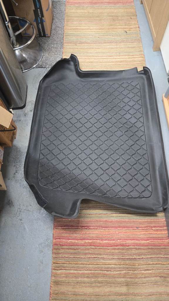 Free to Collect - Hyundai Tucson Boot Liner fits a 21/71 plate model