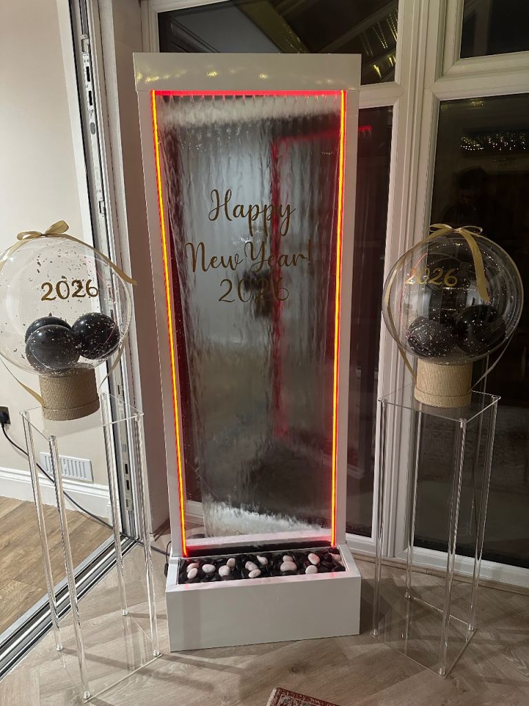 WHITE LED WATERFALL STAND