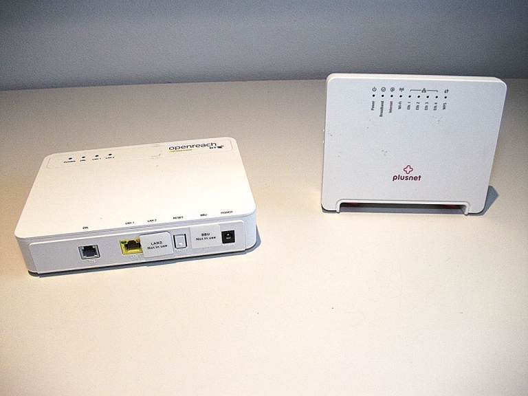 ADSL modem and Sagemcom 2704N router 